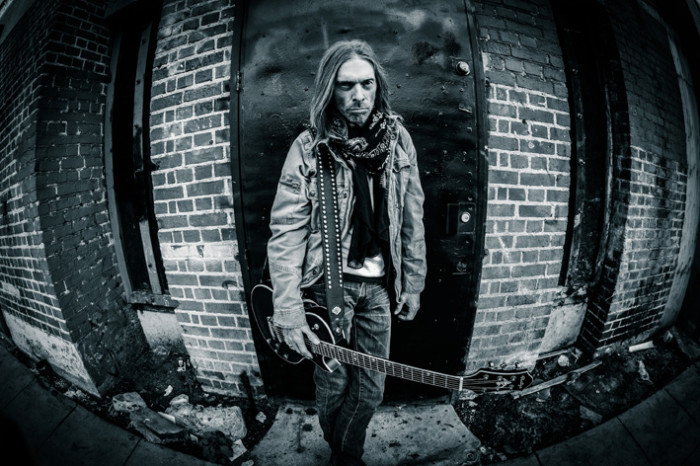 rex brown 28 luglio primo album solista Smoke On This