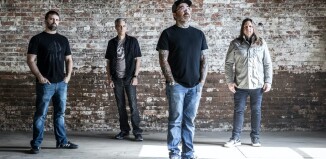 Staind-promo-2021-credit-Steve-Thrasher