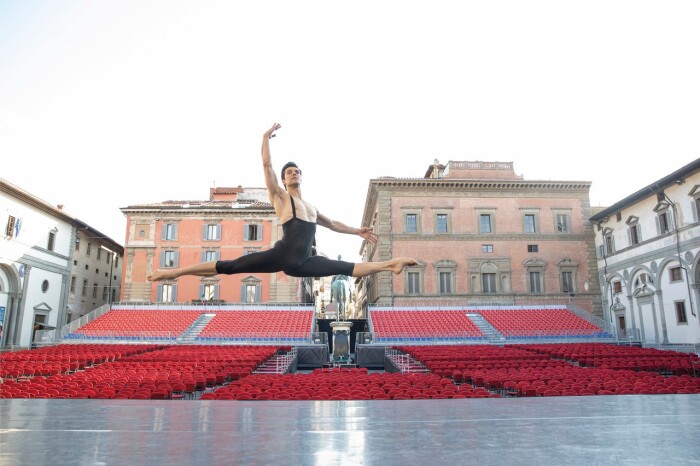 Roberto Bolle Foto Ufficiale Firenze_ph. Andrej Uspenski_ bassa